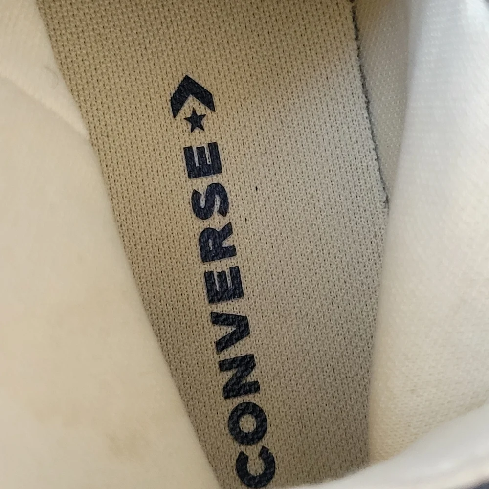 Converse Chuck Taylor All Star High Top Unisex Kids Sneakers Youth 2.5‎